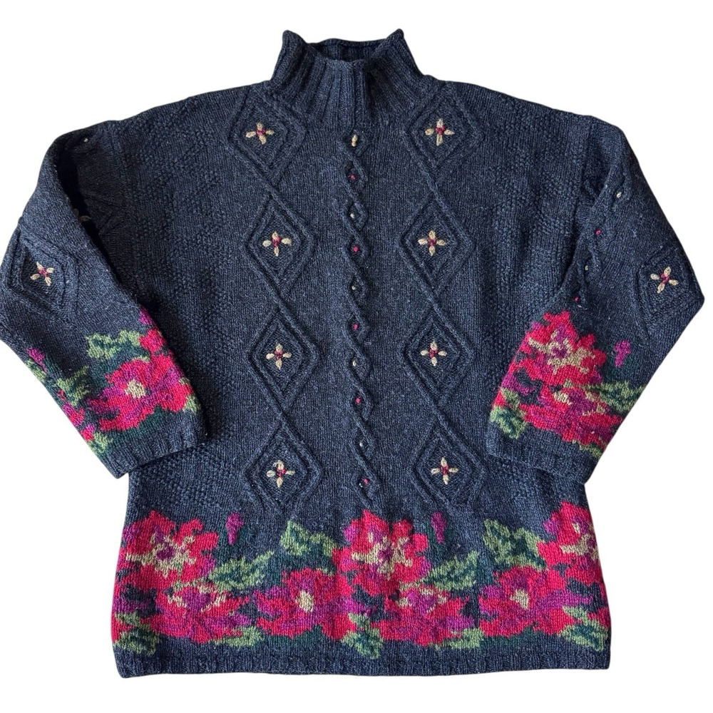 L.L. Bean Vintage Sweater Women's L Wool Black Floral‎ Cottagecore